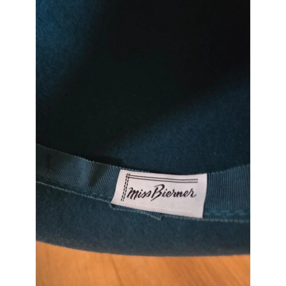 Vintage Miss Bierner Teal Blue Wool Felt Bowler Hat Feather Accent 1950s Style